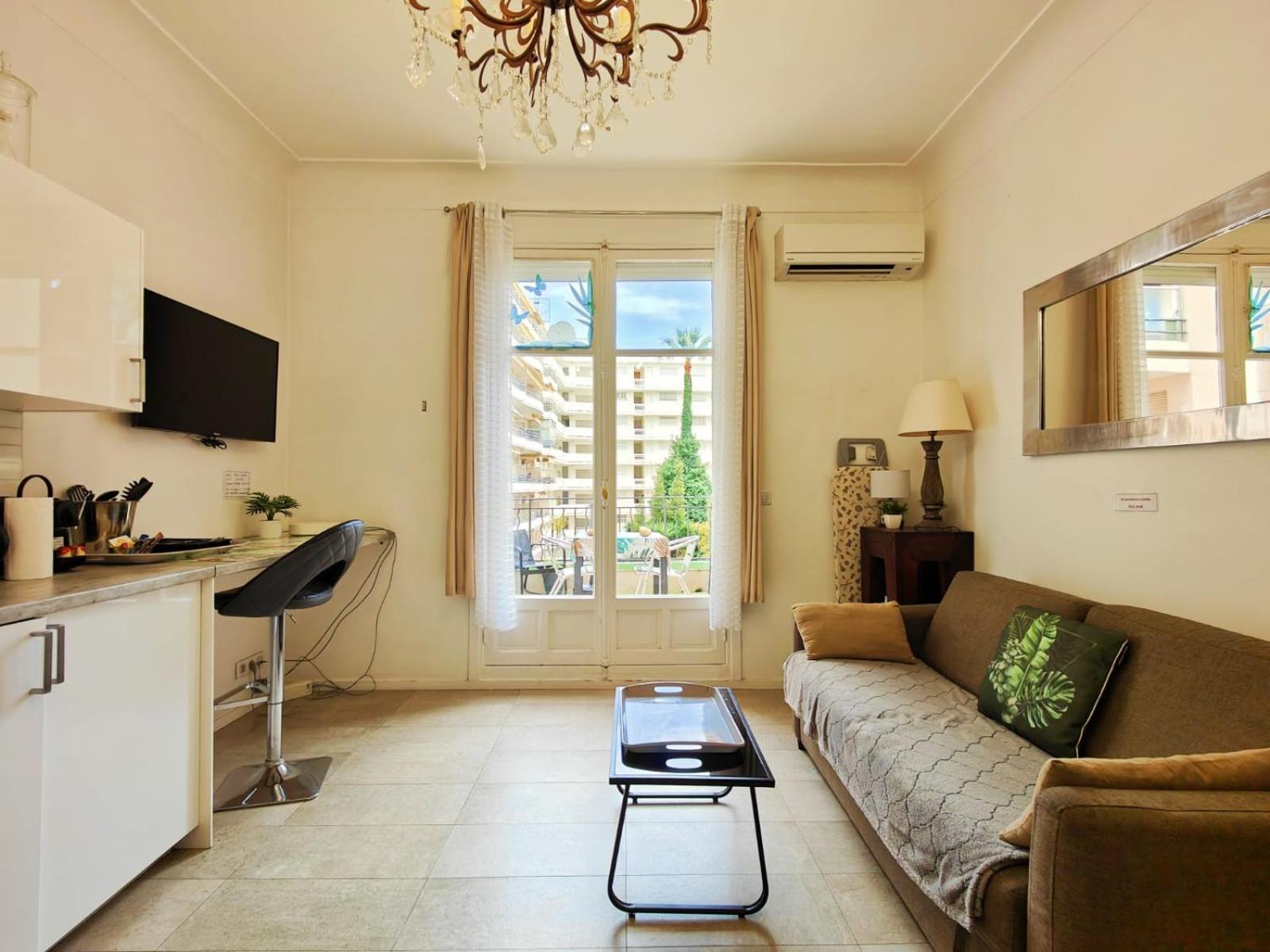Mythique Miramar Cannes Croisette Terrasse Clim Parking Wifi ภายนอก รูปภาพ