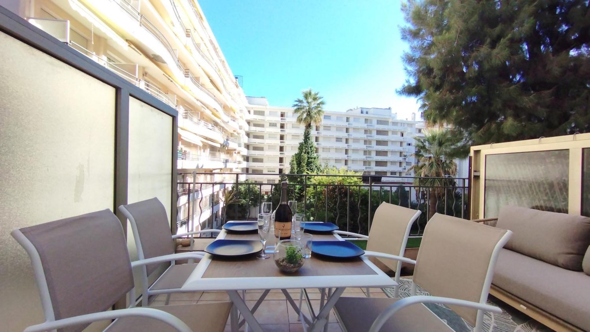Mythique Miramar Cannes Croisette Terrasse Clim Parking Wifi ภายนอก รูปภาพ